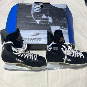 Bauer Impact 300 Force Ice Hockey Skates, Women's size 11 D, Worn once, Lik…